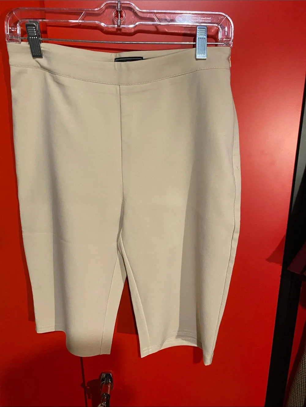 Blithe Women’s High-Waisted Bermuda Shorts With Side Zipper. Size L